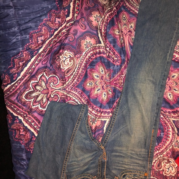 Three pairs of True Religion Jeans! - Picture 5 of 8